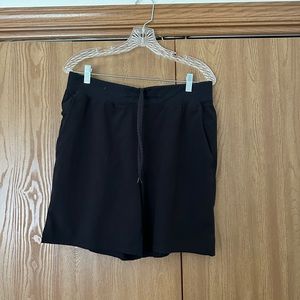 Lululemon black shorts